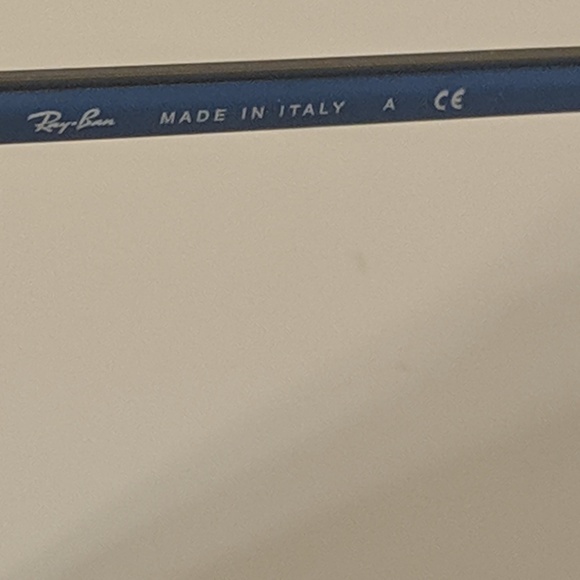 Sunglasses - Picture 3 of 7